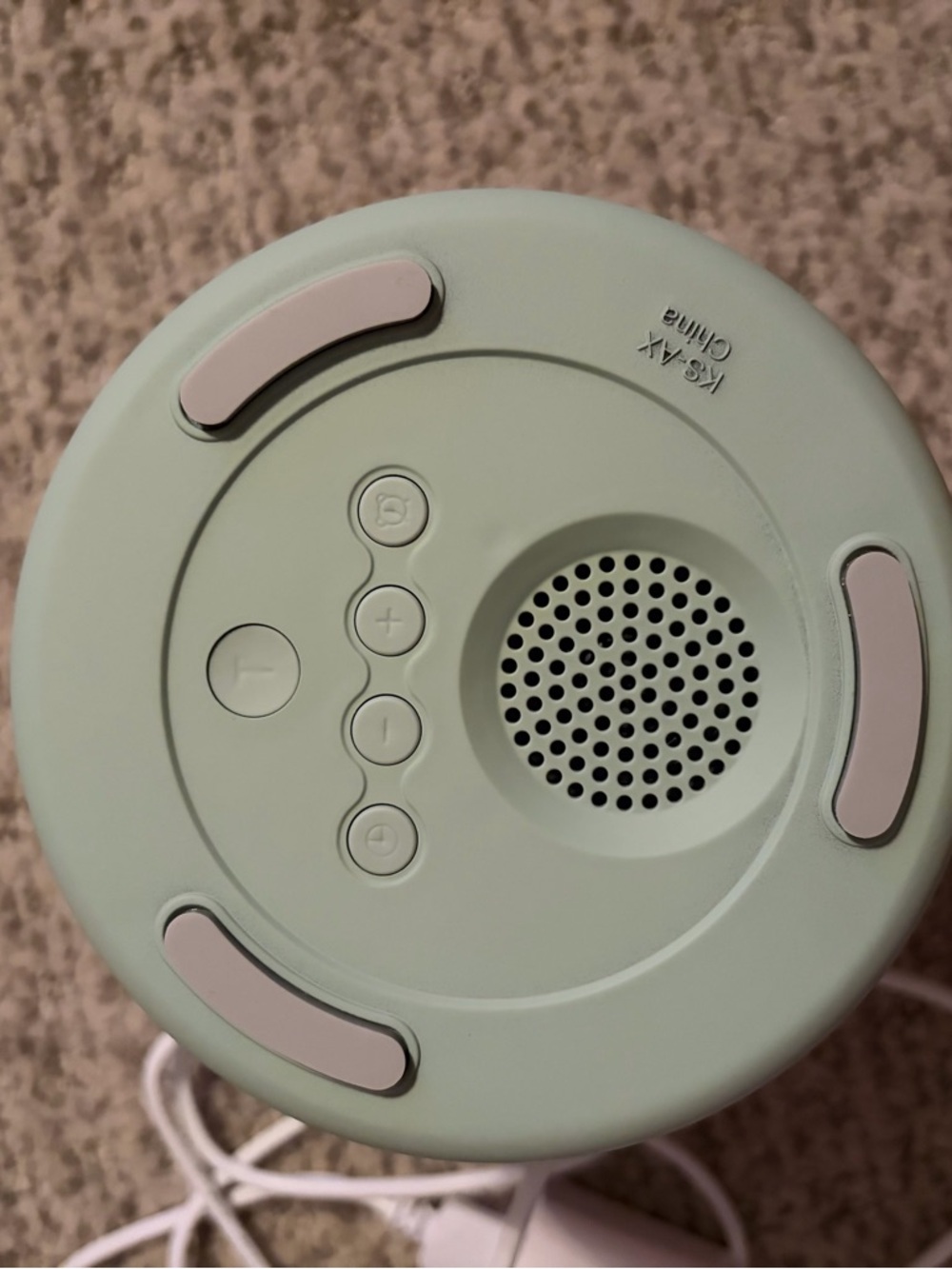POPSUGAR Alarm clock, night light, white noise machine - Picture 3 of 4